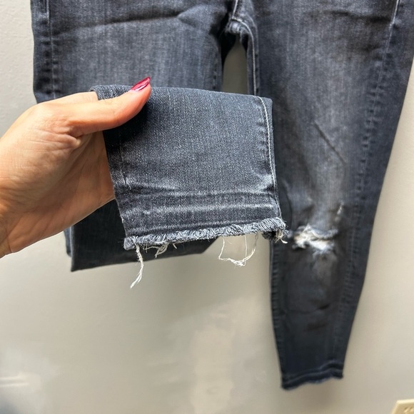 MOTHER Undone Hem Looker Ankle Jeans Size 27 - Picture 6 of 9